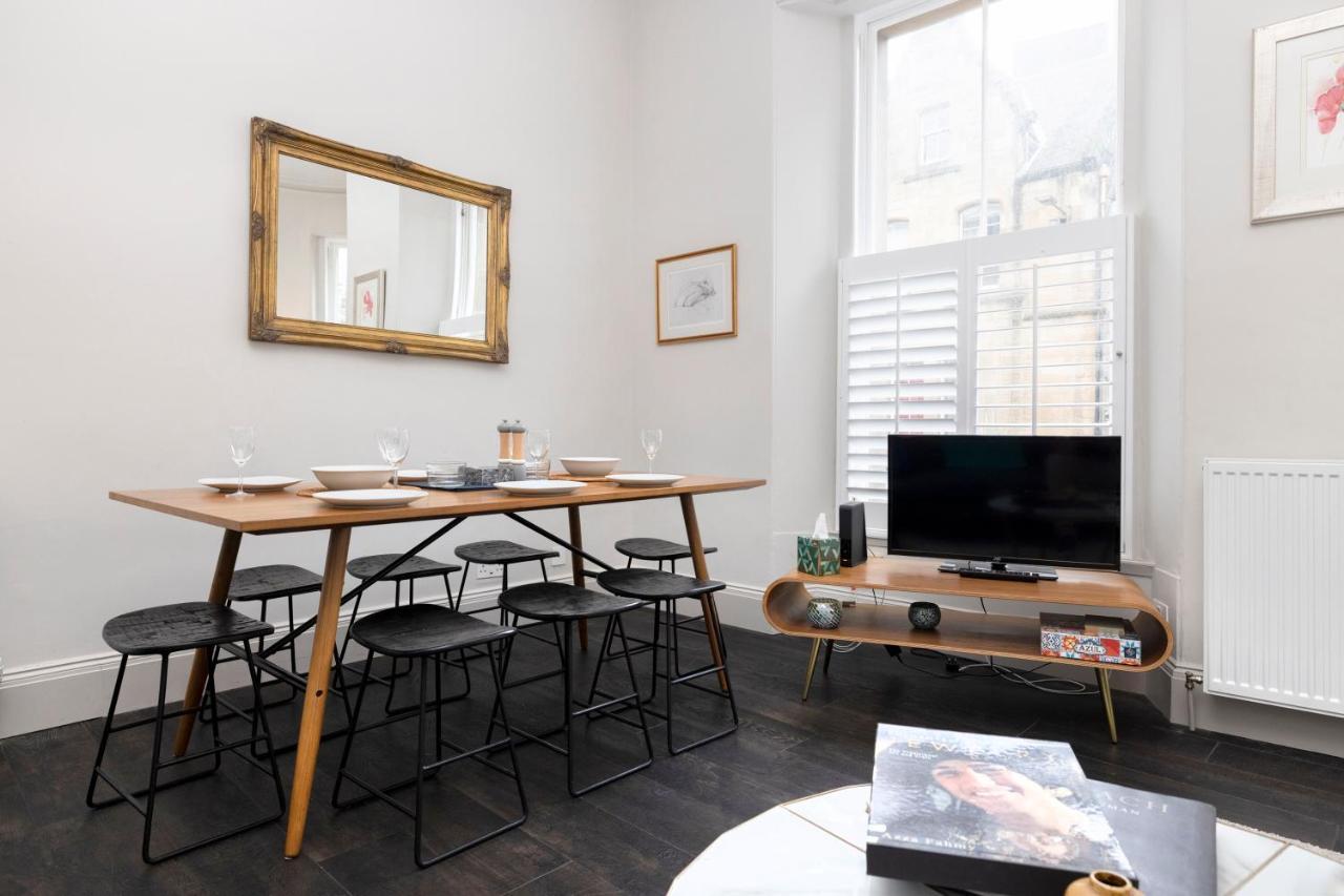 Joivy Sophisticated Apt Near Edinburgh Castle מראה חיצוני תמונה