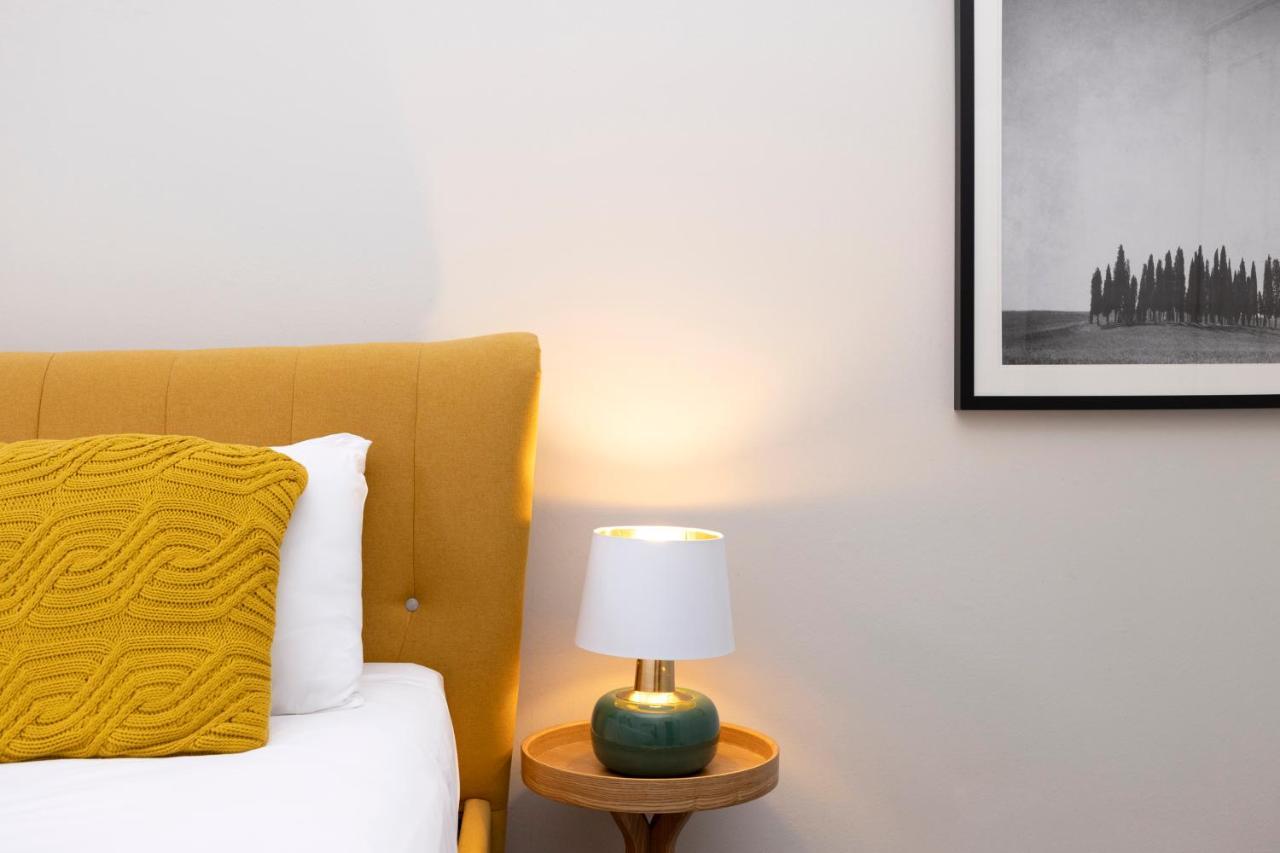 Joivy Sophisticated Apt Near Edinburgh Castle מראה חיצוני תמונה