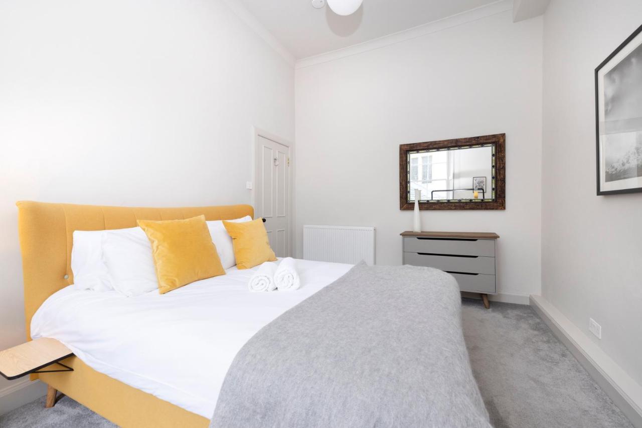 Joivy Sophisticated Apt Near Edinburgh Castle מראה חיצוני תמונה