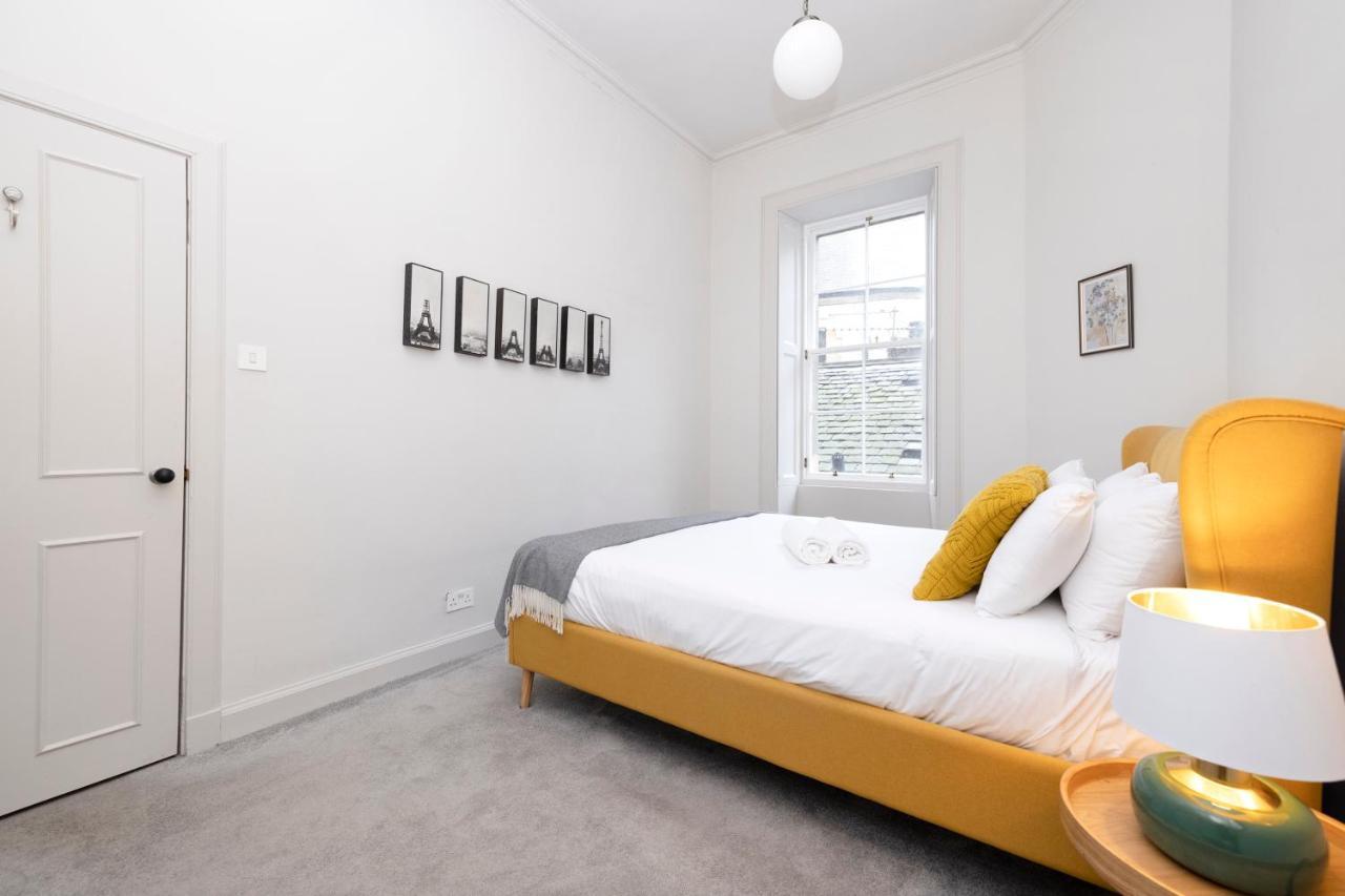 Joivy Sophisticated Apt Near Edinburgh Castle מראה חיצוני תמונה